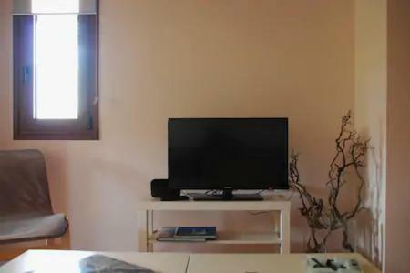 Ampeloessa Apartment Mesi  Ngoại thất bức ảnh